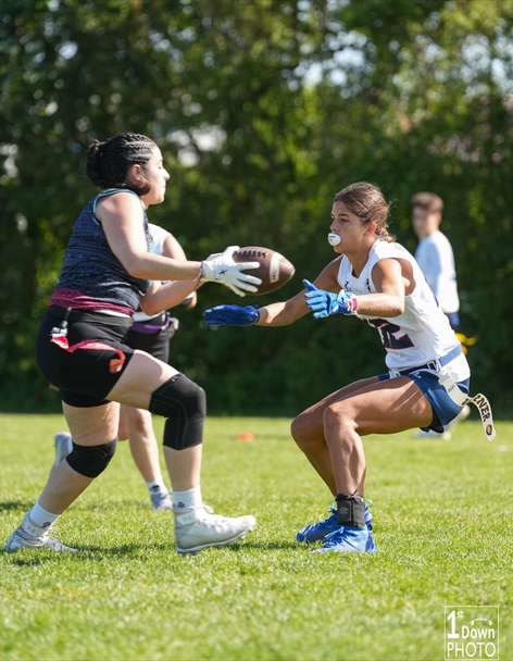 Kayleigh Thomas making a defensive play